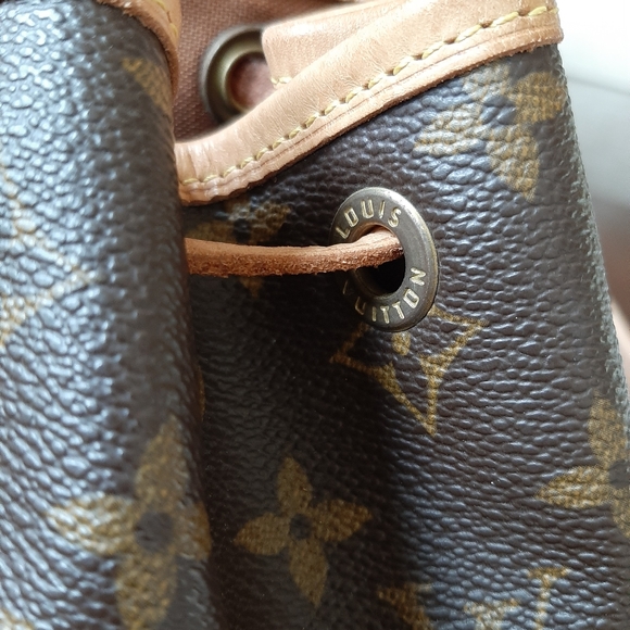 Louis Vuitton backpack 1/2 listing - Picture 14 of 16